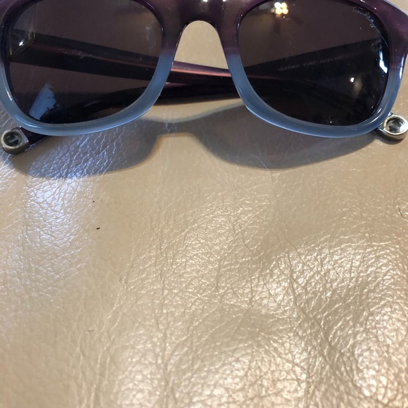 True Religion maroon and gray sunglasses - Picture 2 of 7